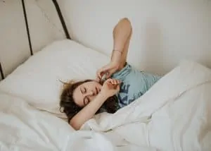 you can learn how to wake up early and not feel tired